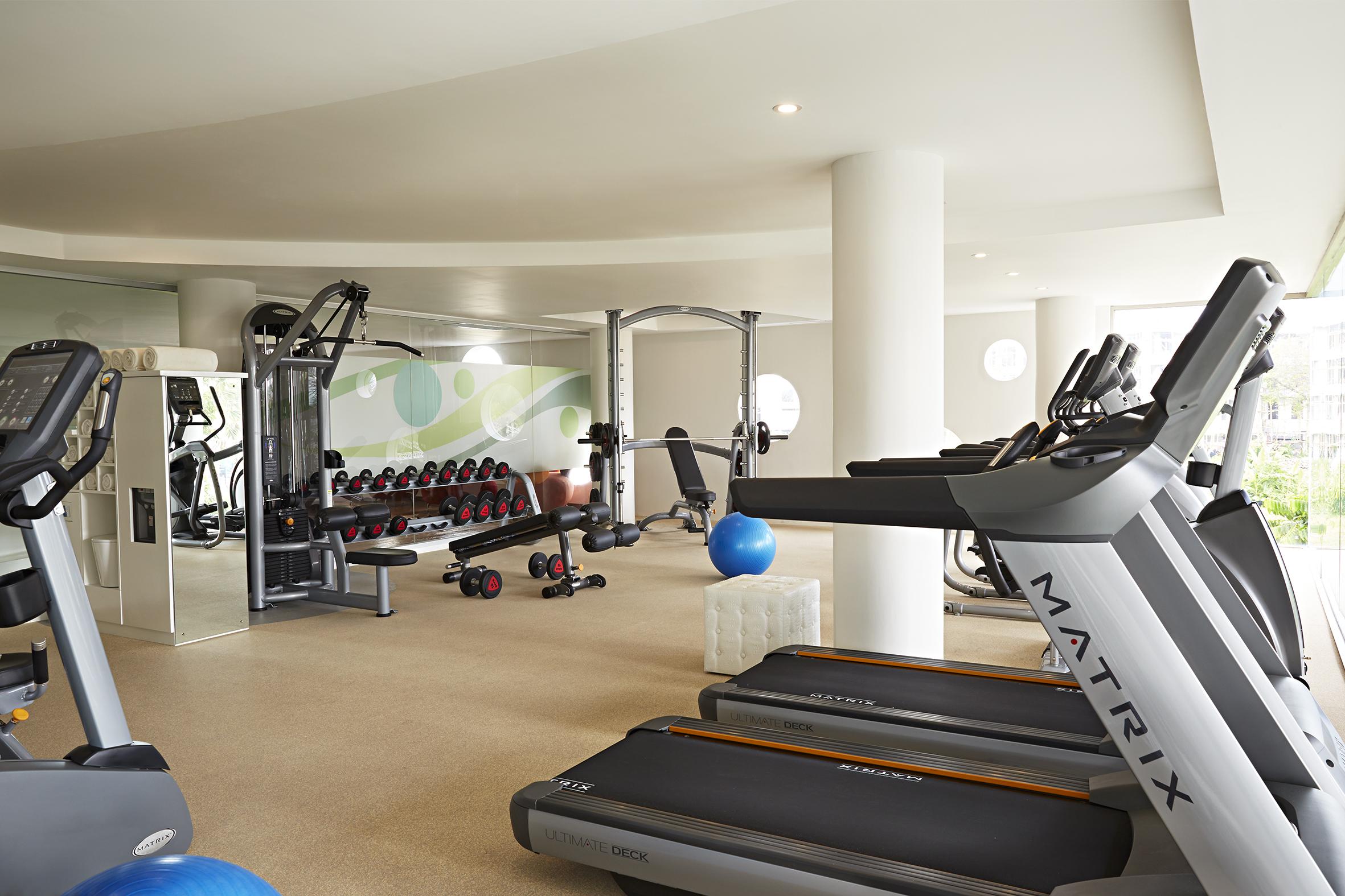 Double - Six, Luxury Hotel - Seminyak Exterior photo The gym at the hotel